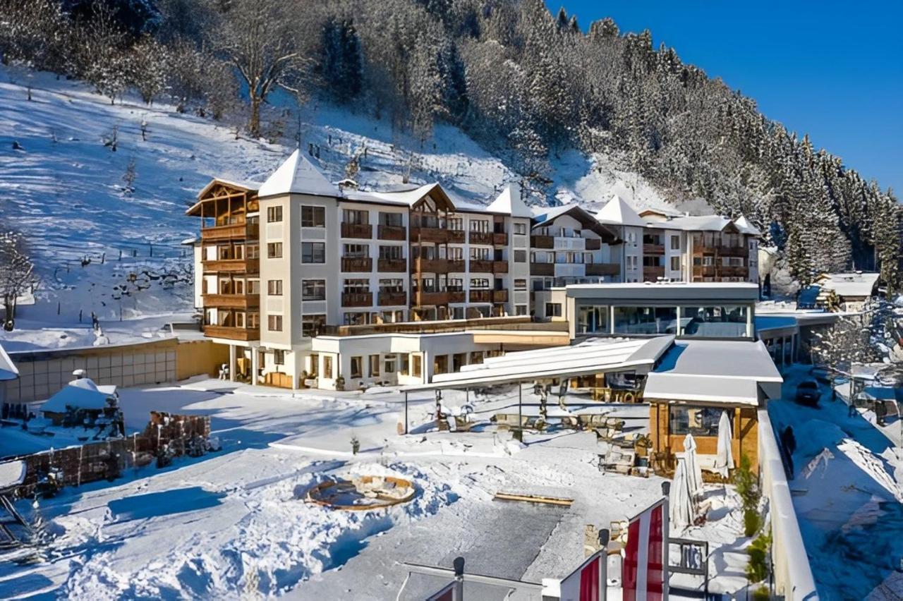 Superior Sport Und Familienresort Alpenblick Цел ам Зее Екстериор снимка